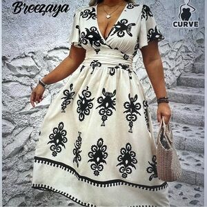 SHEIN Cream & Black Flutter Sleeve V-Neck Dress